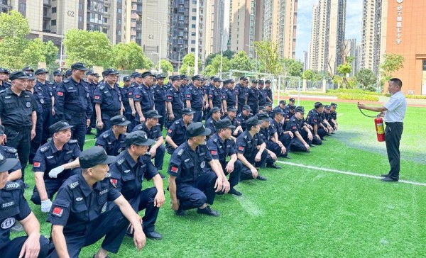 長沙紅光保安服務(wù)有限公司,長沙安保服務(wù),長沙安全服務(wù),長沙非武裝押運(yùn),勞務(wù)派遣服務(wù)
